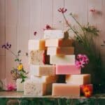 Fabriquer son savon maison sans produits chimiques : recettes simples et naturelles