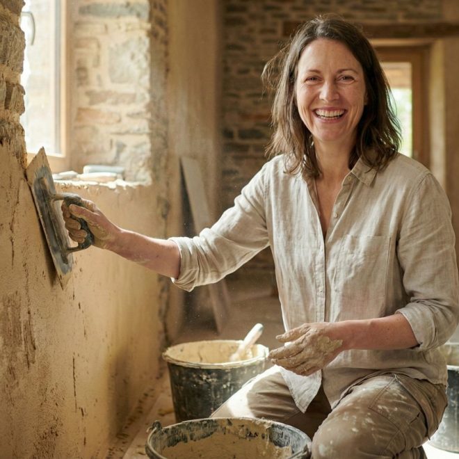 Tout savoir sur l&rsquo;enduit à la chaux : dosage, pose et rénovation intérieure