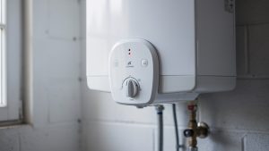 Chauffe-eau en marche forcée : activer, débloquer, comprendre
